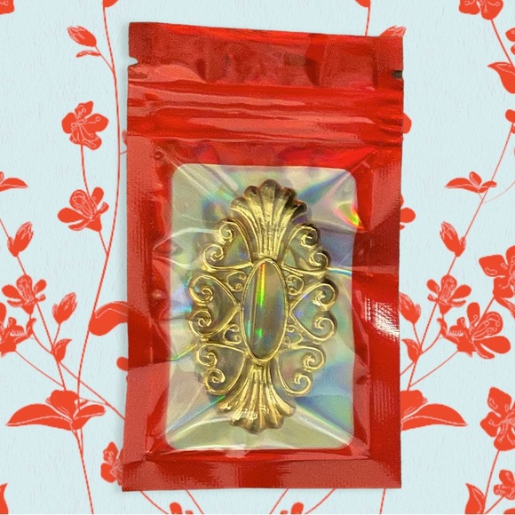 Vintage Gold Tone Silhouette Six Heart Brooch - Picture 5 of 6